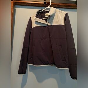 The North Face two-toned blue women’s pullover